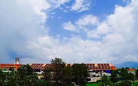 Hotel Regal Airport
